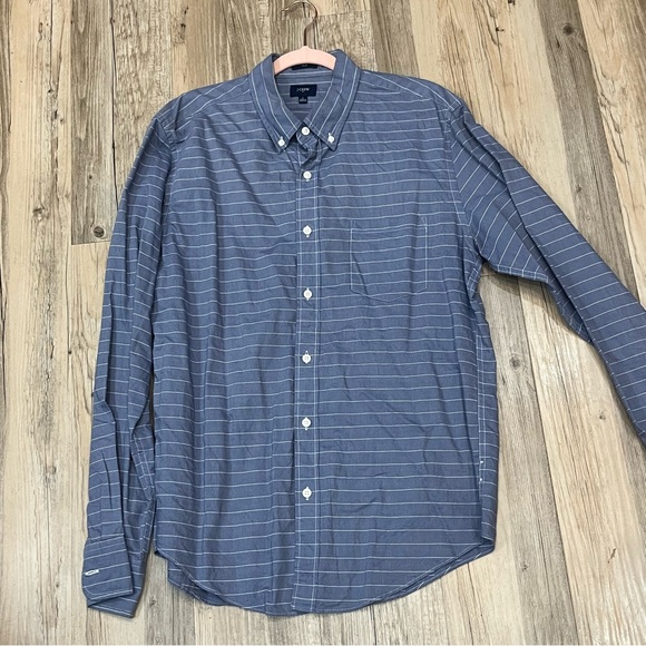 J.Crew Slim Button Down Shirt Men's Bllue Purple Washed Horizontal Stripe Large - Picture 5 of 6